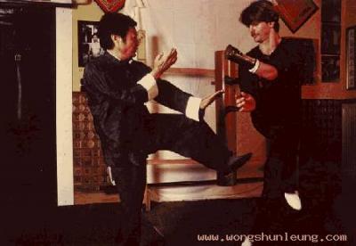 Philipp Bayer Ewingchun